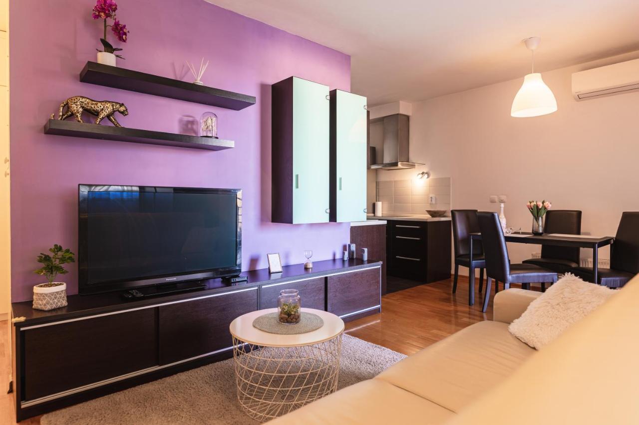 Flexible Selfcheckins 29 - Zagreb - Garage - Loggia - New - Apartments Repinc Kültér fotó