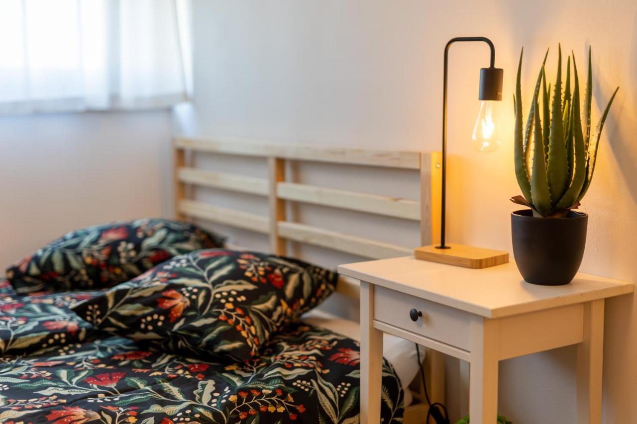 Flexible Selfcheckins 29 - Zagreb - Garage - Loggia - New - Apartments Repinc Kültér fotó